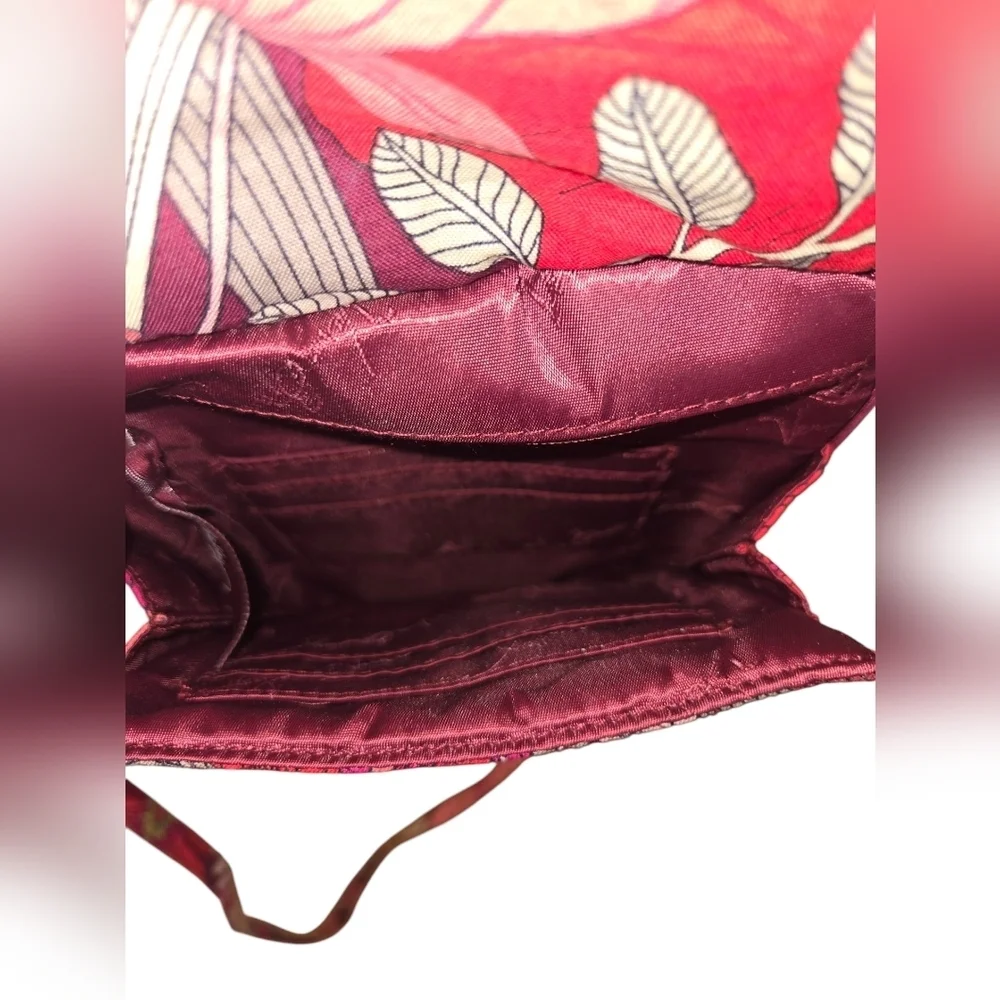 VERA BRADLEY Red/Pink Bohemian Blooms Mini Hipster Crossbody Purse 15716-675 - Picture 7 of 10